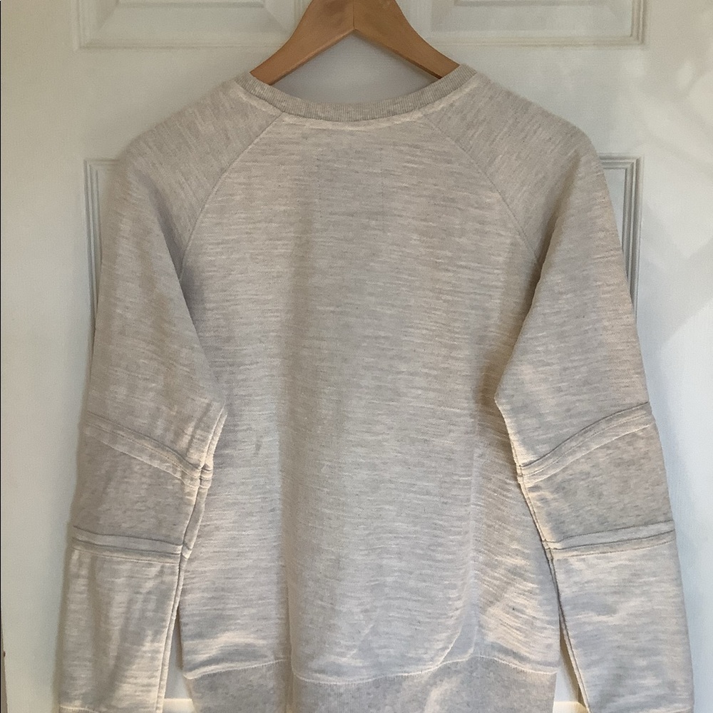 Sweatshirt - Picture 2 of 3